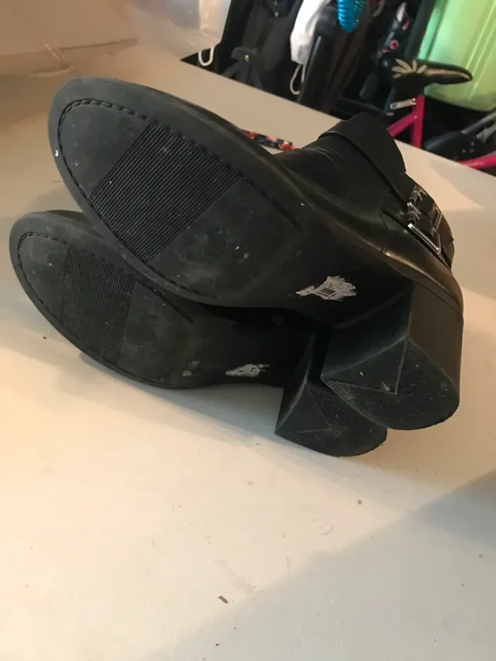 Bottines 38 quasi neuves - photo numéro 3