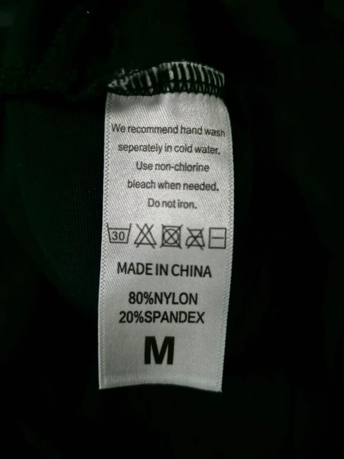 Combinaison noire pour femme taille M extensible - photo numéro 4