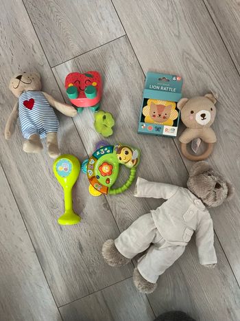 Lot jouets 1ere âge