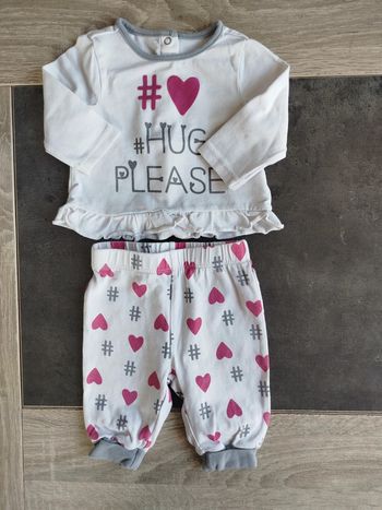 Jolie ensemble bébé fille 1 mois