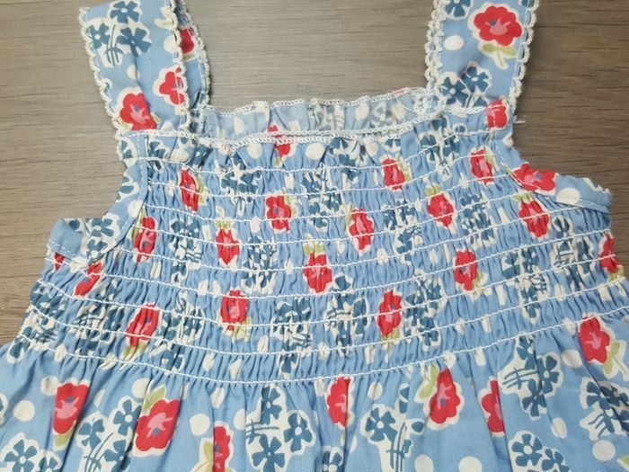 Robe taille 0 - 3 mois - photo numéro 4
