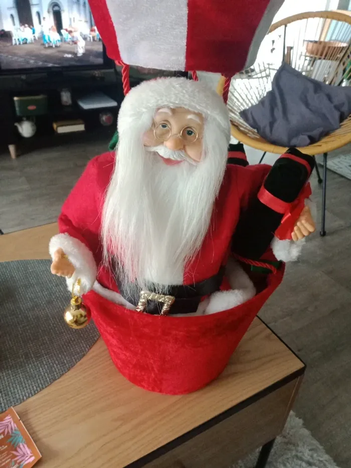 Grand père noël mangolfiere - photo numéro 2