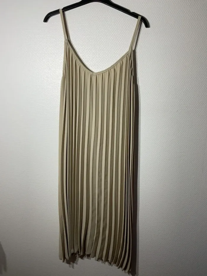 Robe plissée femme taille unique (40-54)- rzfashion - neuve avec étiquette