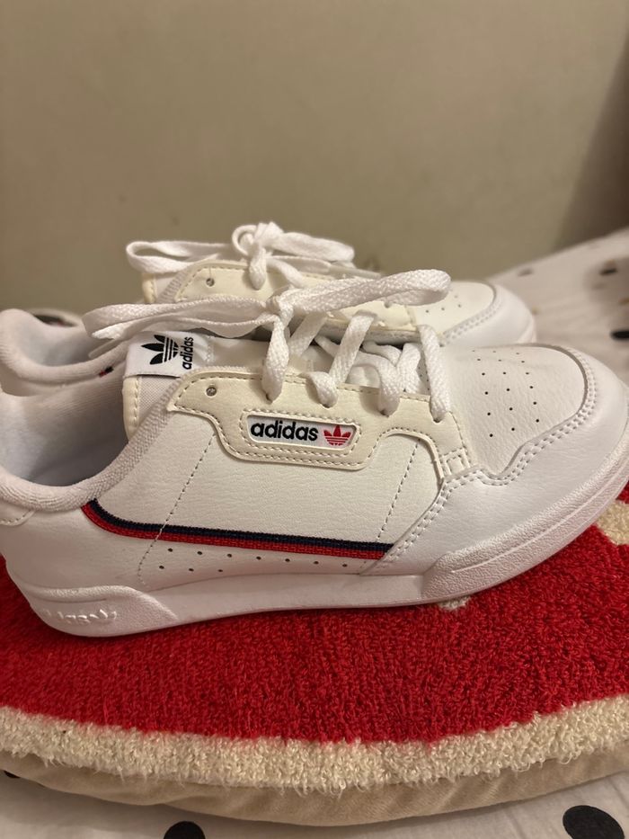 Adidas - photo numéro 2