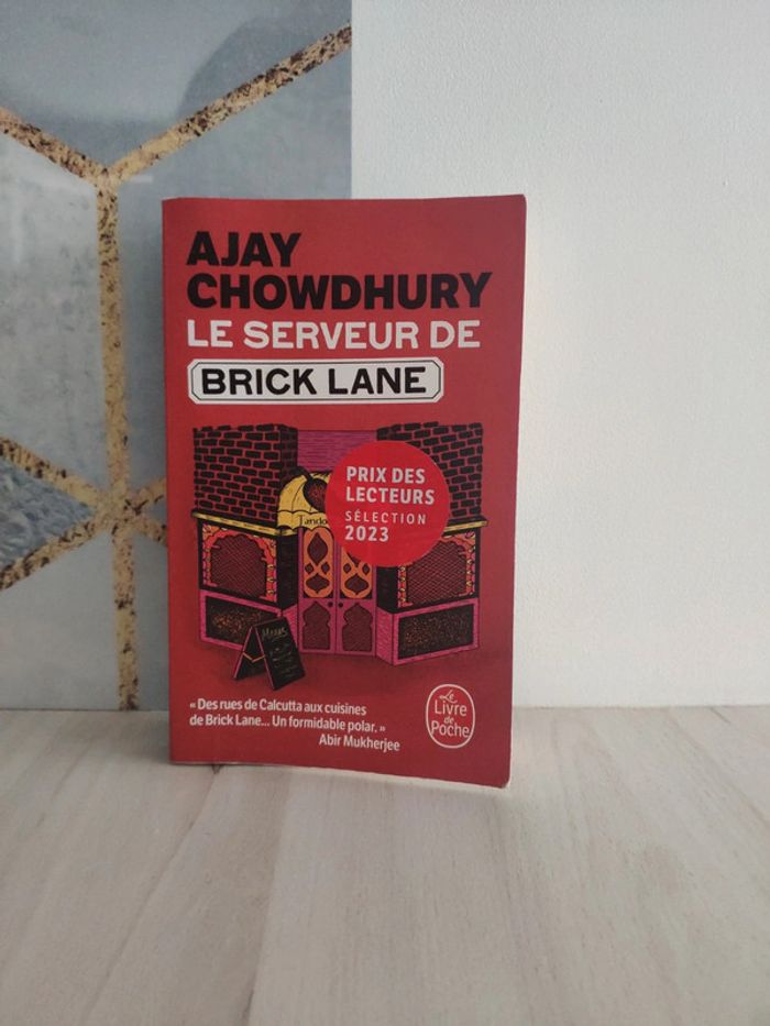 Livre poche le serveur de Brick Lane Chowdhury prix lecteur 2023