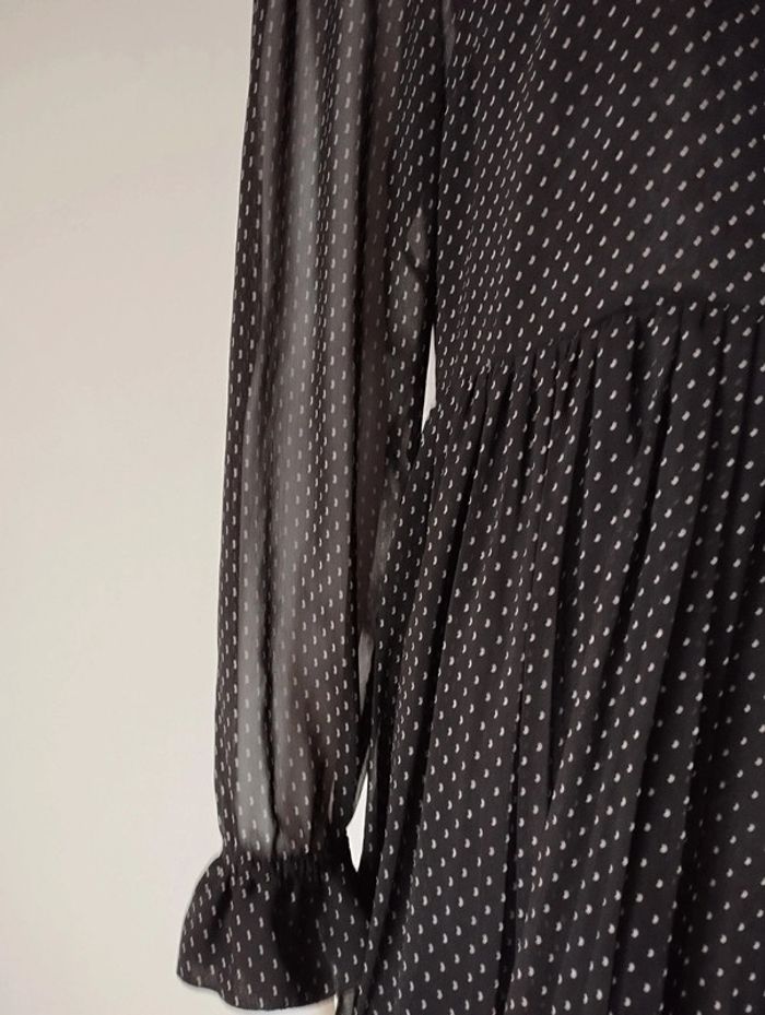 Robe courte chic et vaporeuse taille 38 Zara - photo numéro 3