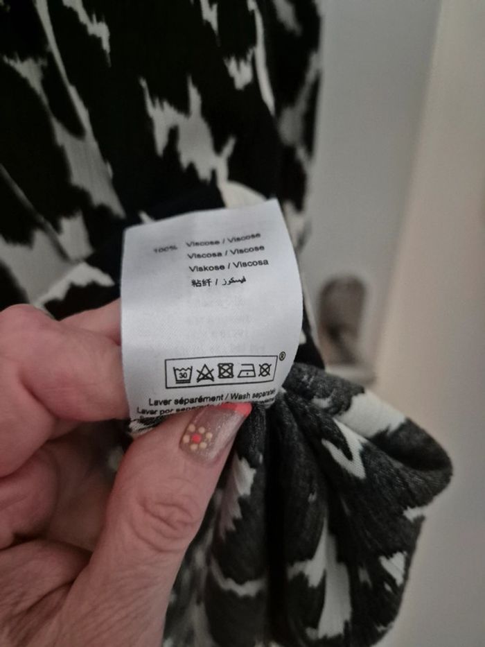 Robe midi neuve La Fée Maraboutée taille 42 - photo numéro 4