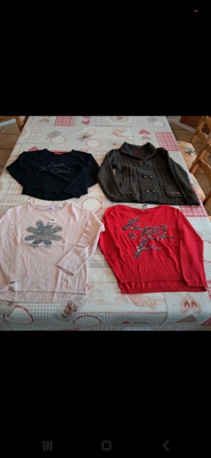 Lot de gilets et pulls fins 6ans neufs