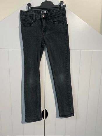 Jean Slim noir kiabi  8 ans
