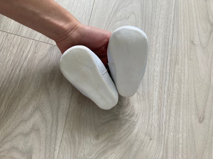 Chaussure bébé - photo numéro 2