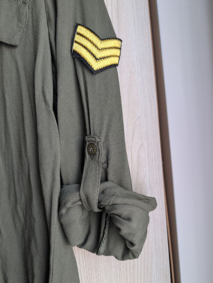 Chemise kaki style militaire à patchs 36 - photo numéro 2
