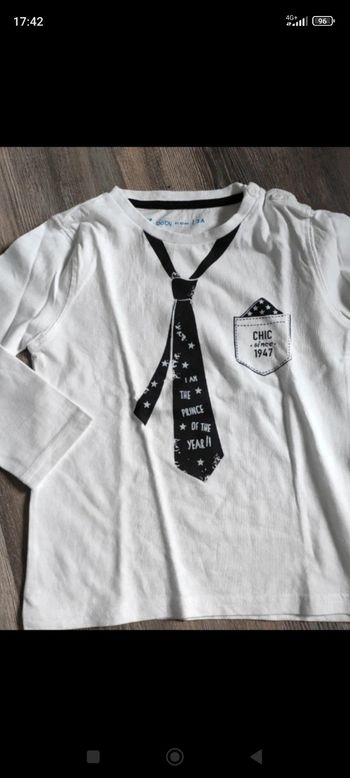 T-shirt Neuf et élégant garçon 3 ans 