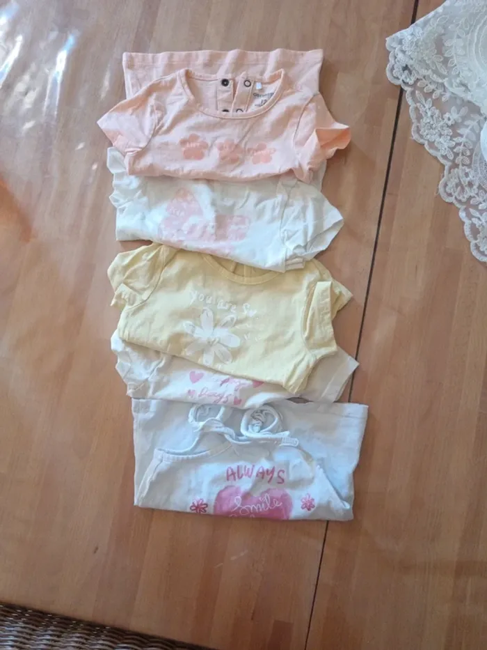 Lot t-shirt manches courtes