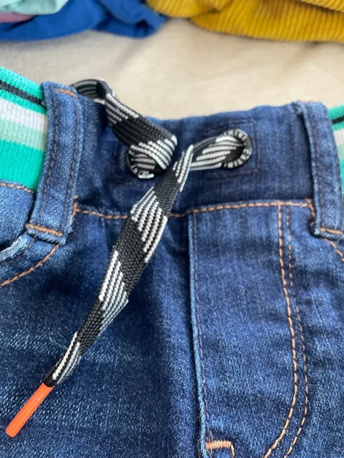Short catimini 2 ans - photo numéro 8