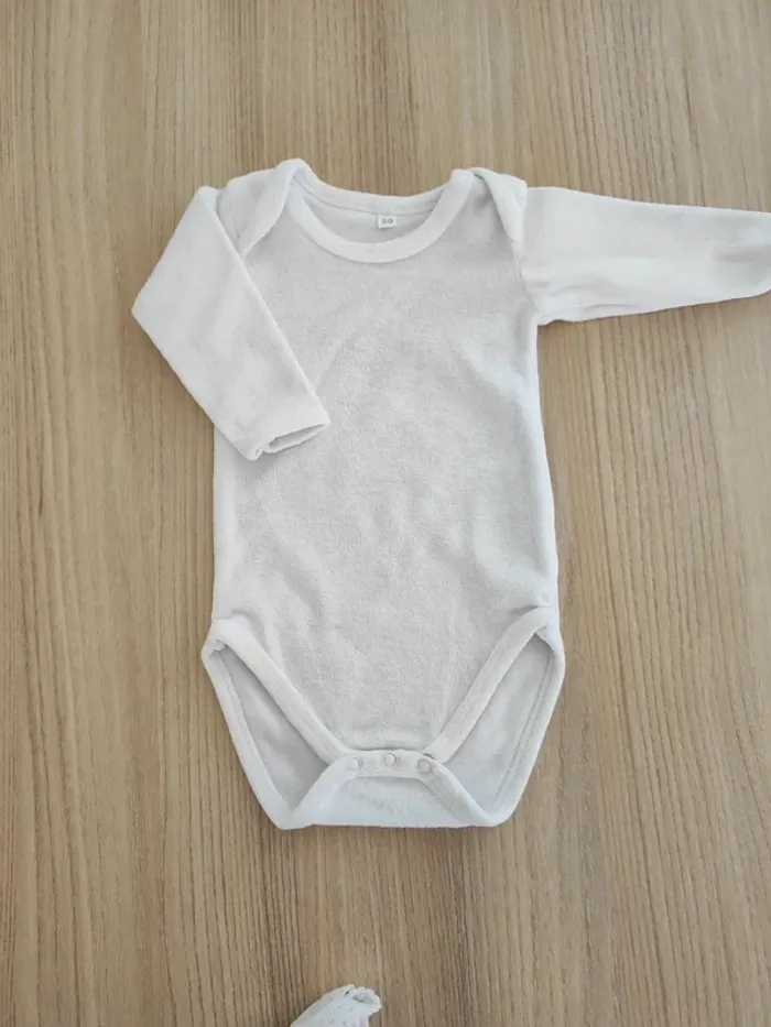 Lot 6 bodies 1 mois - photo numéro 9