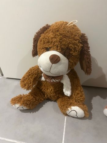 Moyenne peluche chien enfant  TBE 