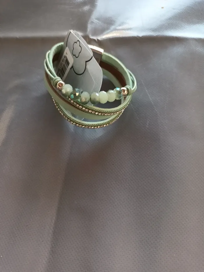 Bracelet fantaisie vert d eau - photo numéro 2