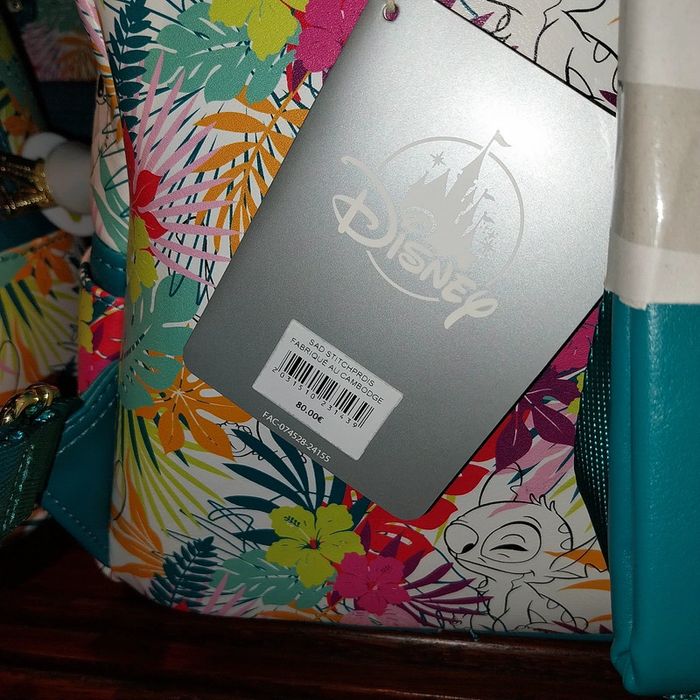 Pick-up sac Loungefly Stitch Disney - photo numéro 3