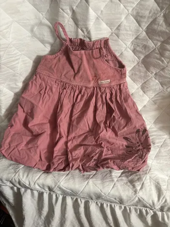 Robe taille 24mois marque baby tortue