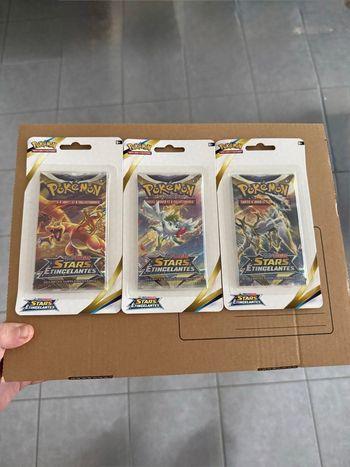Lot de 3 booster eb09 stars étincelantes 