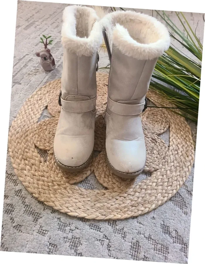 Bottes taille 29 - photo numéro 2