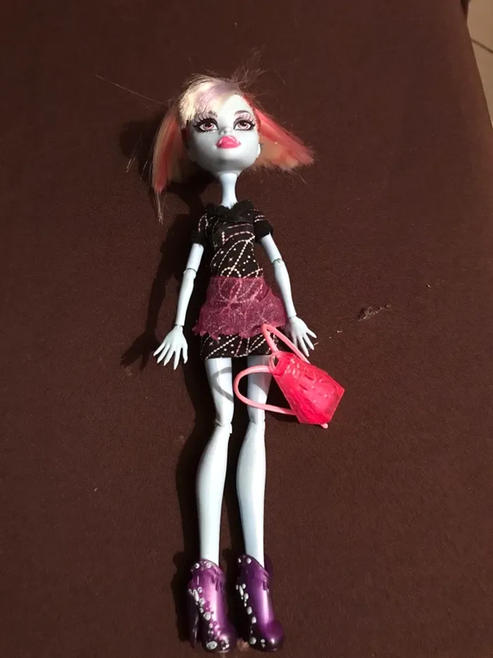 2 monster high et 1 offert - photo numéro 4