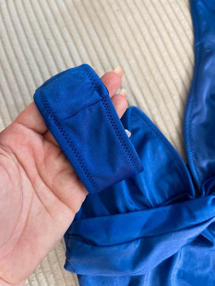 Maillot de bain bleu brillant - photo numéro 4