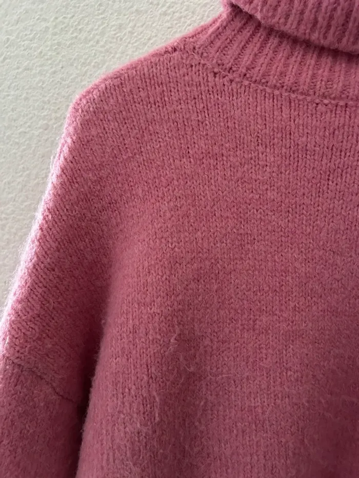 Pull col roulé rose - photo numéro 2