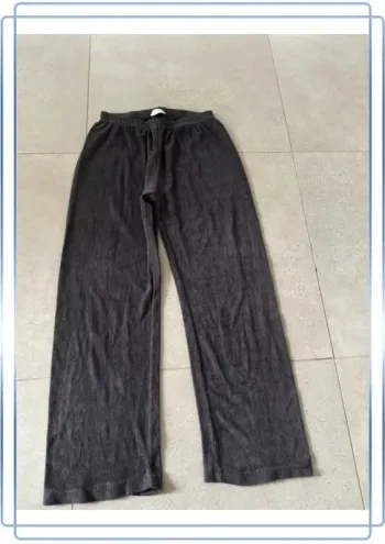 Pyjama gris Taille M, très bon état