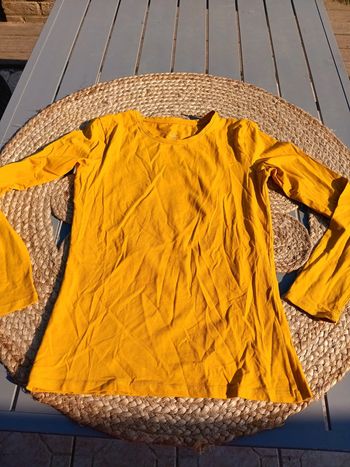 T-shirt jaune taille S