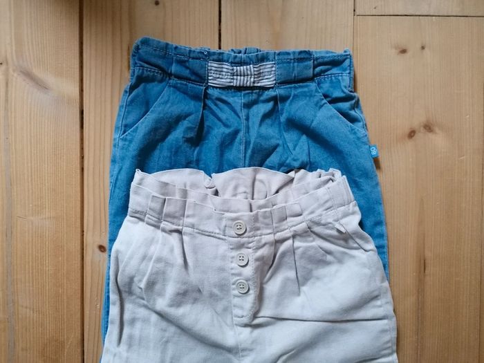 Lot pantalons toile obaibi 18mois - photo numéro 2