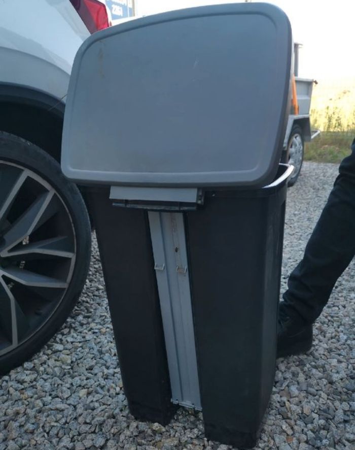 Poubelle à pedale 50 litres - photo numéro 2