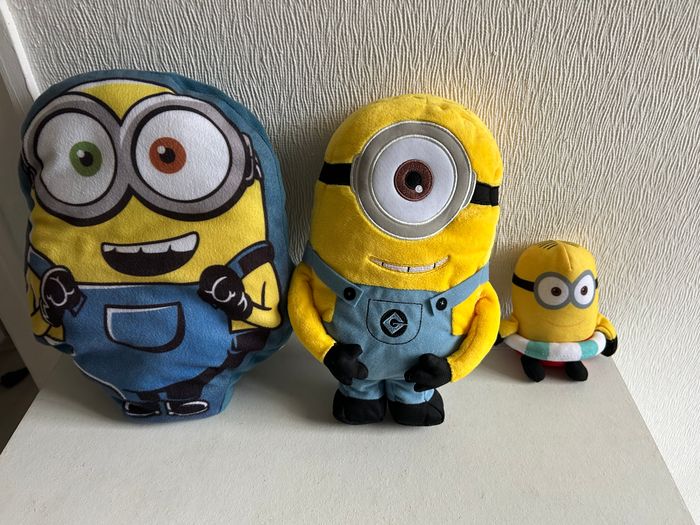 lot de peluche minions