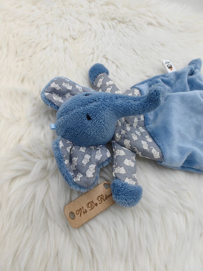 Doudou plat Éléphant bleu Indigo Elly Soother Jellycat - photo numéro 3