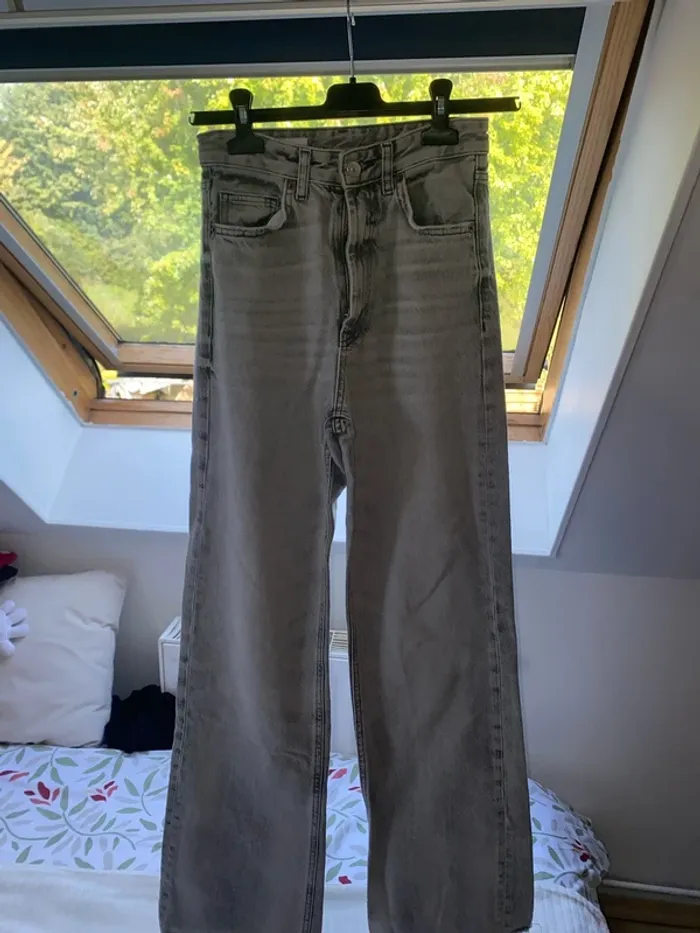 Jean gris large Zara