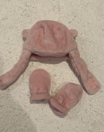 Ensemble bonnet et moufles Noukies