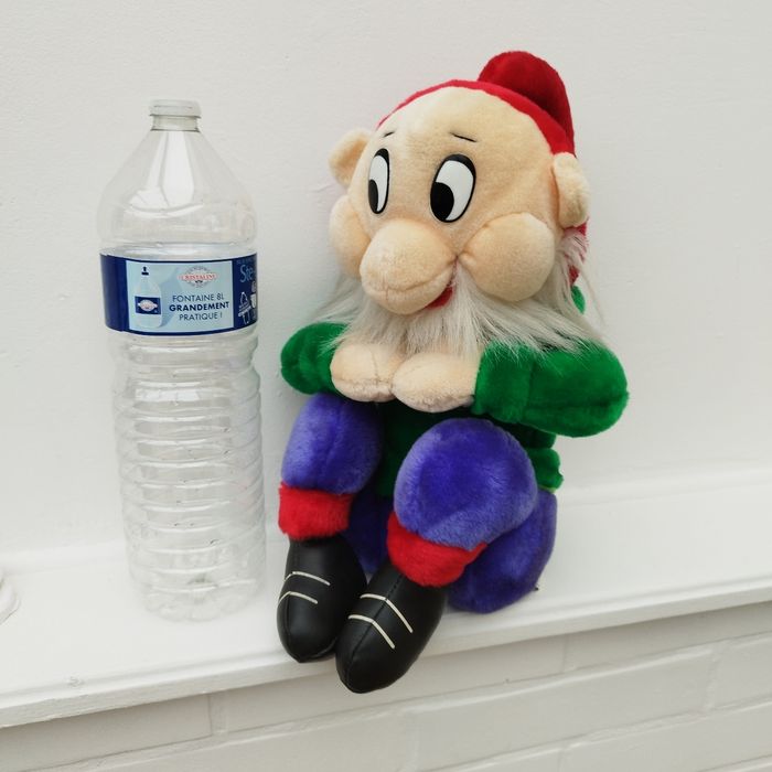 Peluche nain vintage de blanche neige et les 7 nains - photo numéro 2