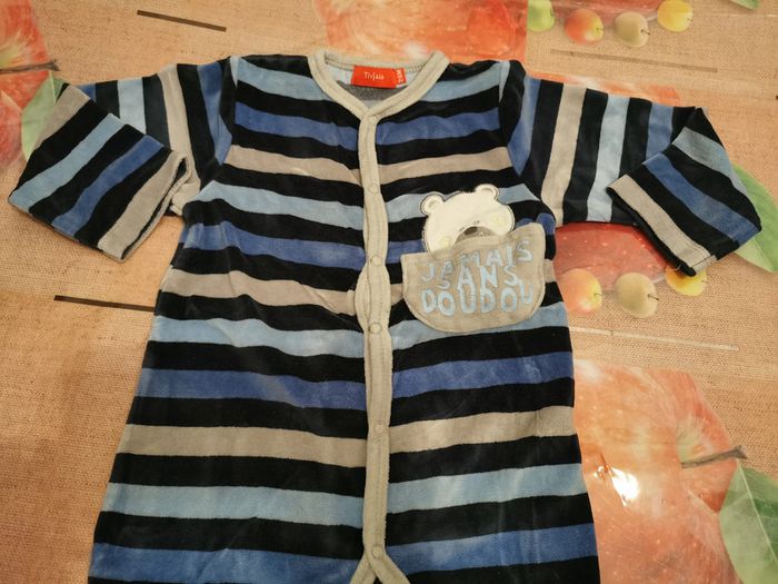 pyjama taille 24 mois - photo numéro 3