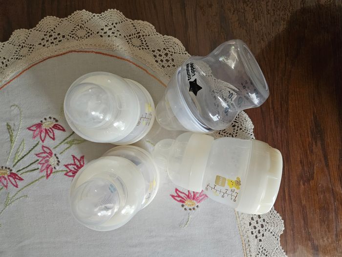 4 biberons Mam Beebs