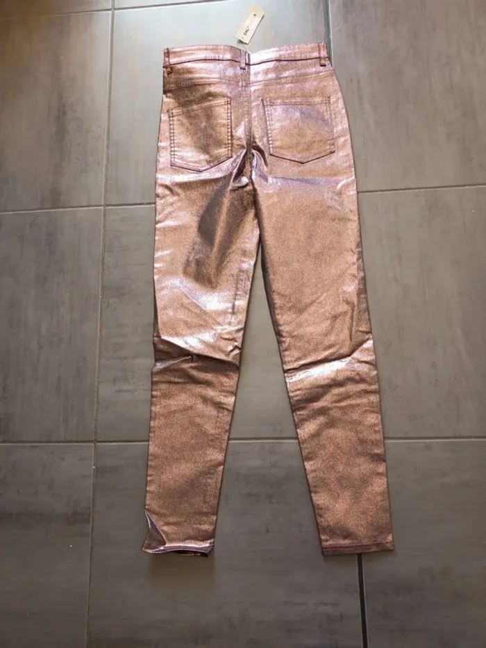 Pantalon femme  bronze brillant s neuf - photo numéro 3