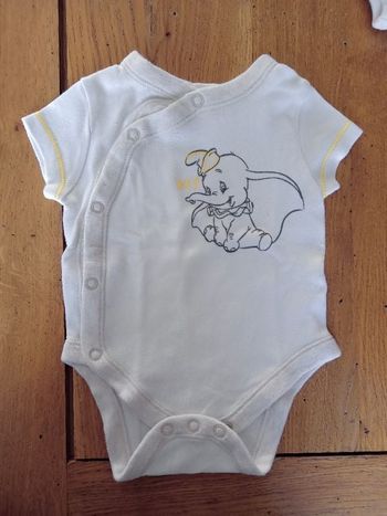 Body DUMBO 1 mois neuf