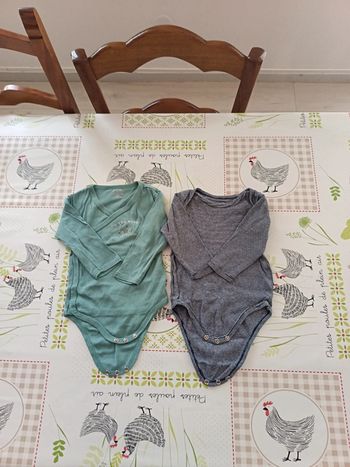 Lot de 2 bodies Kiabi 9 mois