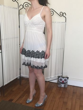 Robe dentelle noire et blanche