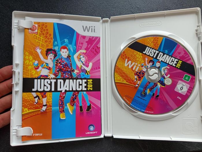 Nintendo - Wii - Just dance 2014 - photo numéro 4