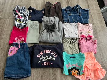 Lot de 15 vêtements fille 3 ans 