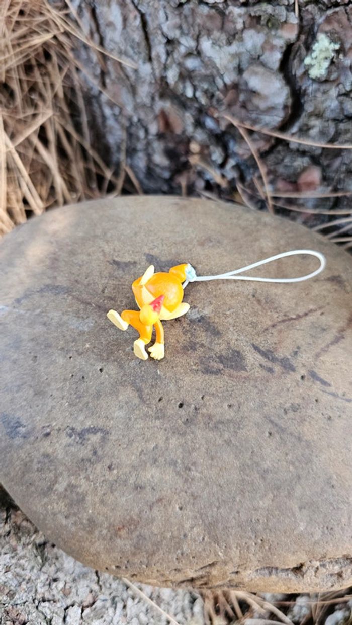 Super petite figurine Pokemon Nintendo porte clé Ouisticram - photo numéro 4