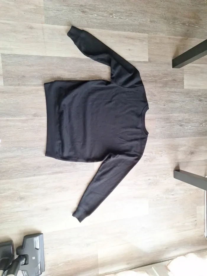 Sweat FILA excellent état 🔥 - photo numéro 4