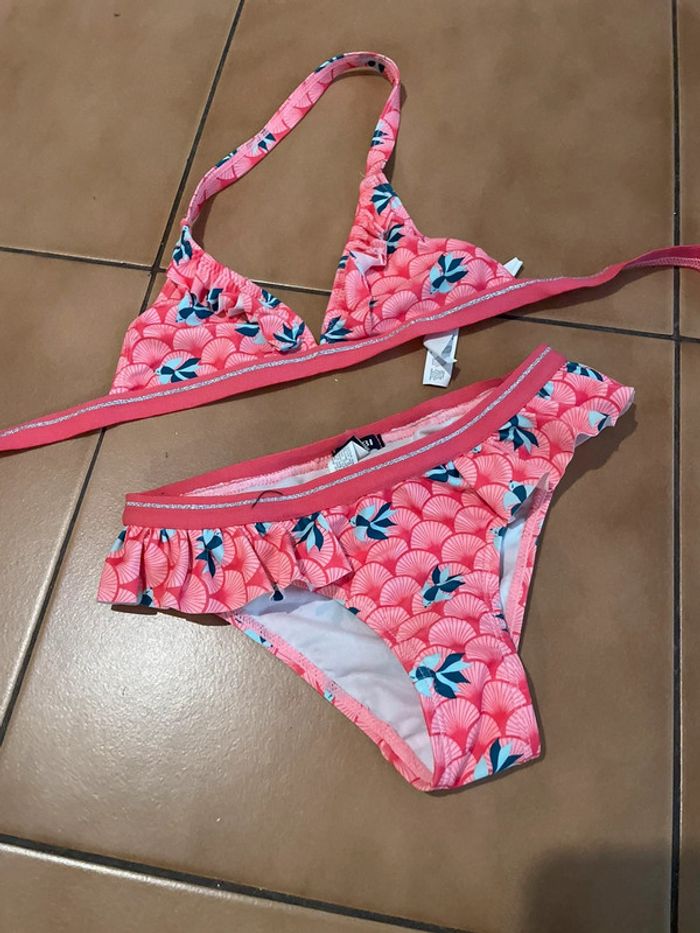 Maillot de bain fille 8 ans - photo numéro 2