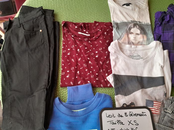 lot de vêtements - photo numéro 2