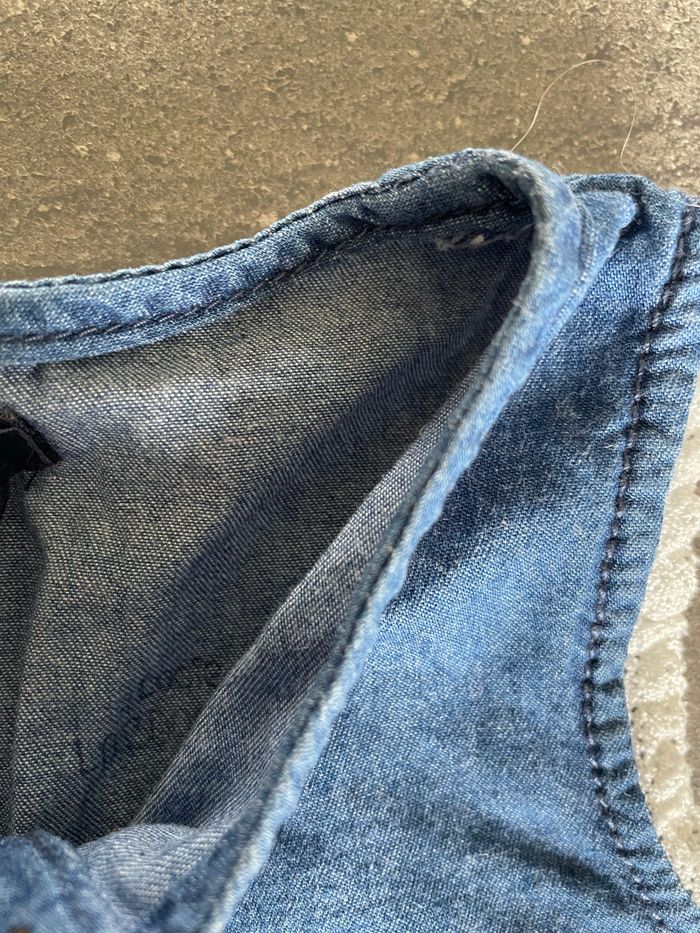 Jolie robe en jean légère - photo numéro 4